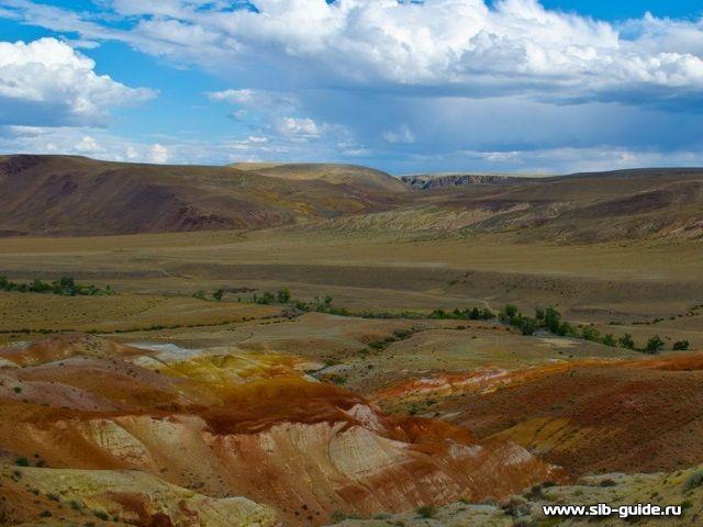 Цветные горы Кызыл-Чина (Марсианские горы)