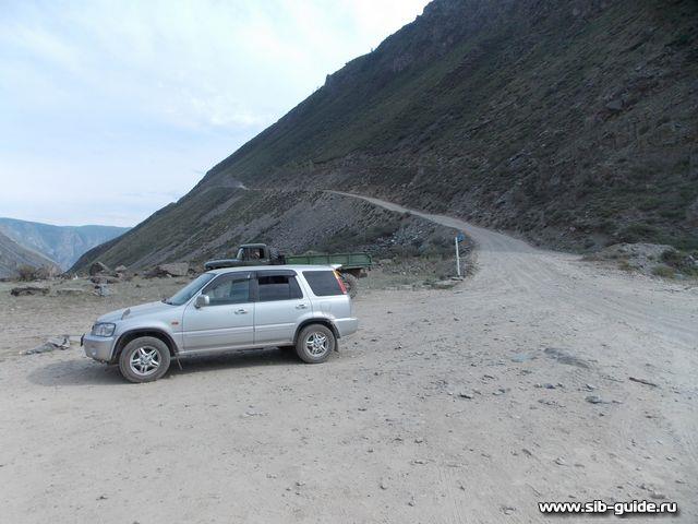 "Дорогами Алтая - 2012":  Перевал Кату-Ярык, уже внизу