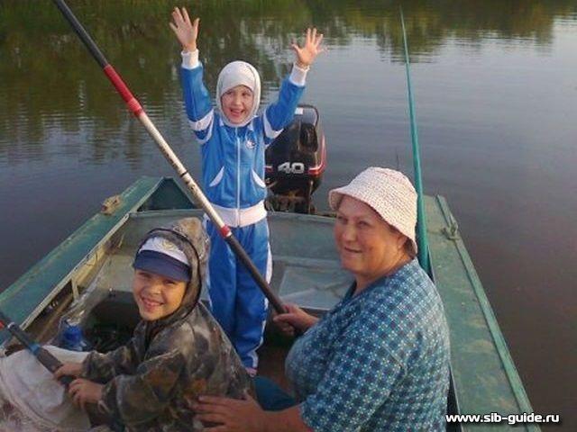 База "Сибирская Кадриль", на рыбалке с детьми