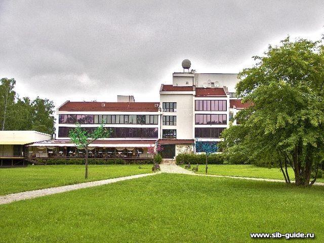 Парк-Отель "Ая", отель Югославский