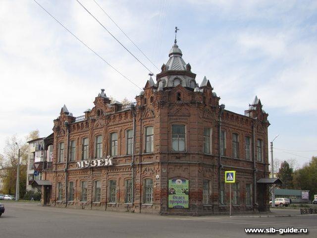 Здание Бийского краеведческого музея
