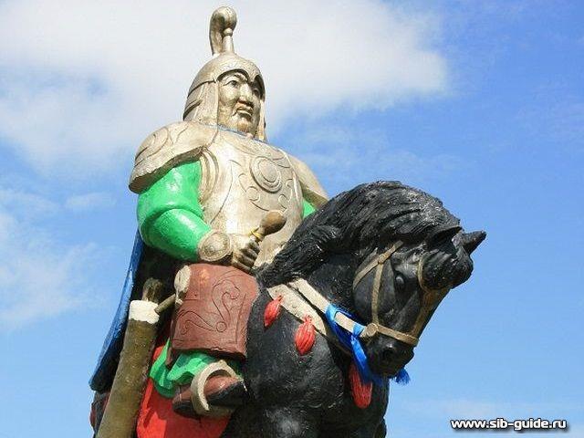 Гора Бурин-Хан, статуя "Хозяин горы"