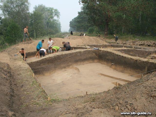 Раскопки могильника "Крохалевка-13"
