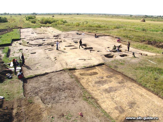 Раскопки археологического комплекса "Тартас-1"