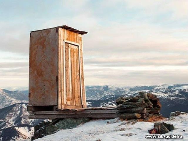 Туалет на метеостанции Кара-Тюрек
