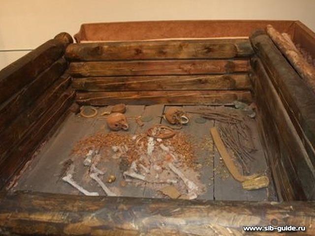 Останки из скифского захоронения в Долине царей