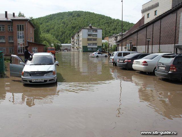 Затопленные улицы Горно-Алтайска